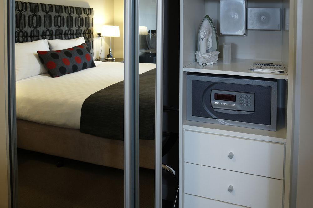 Quest Campbelltown Aparthotel Exterior foto