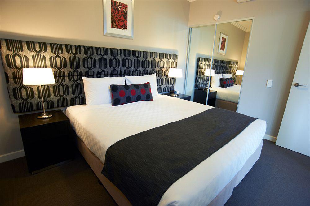 Quest Campbelltown Aparthotel Exterior foto