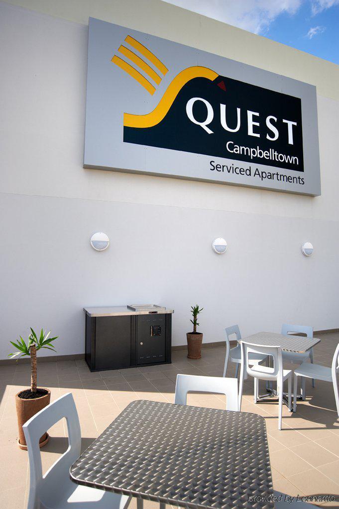 Quest Campbelltown Aparthotel Restaurant foto